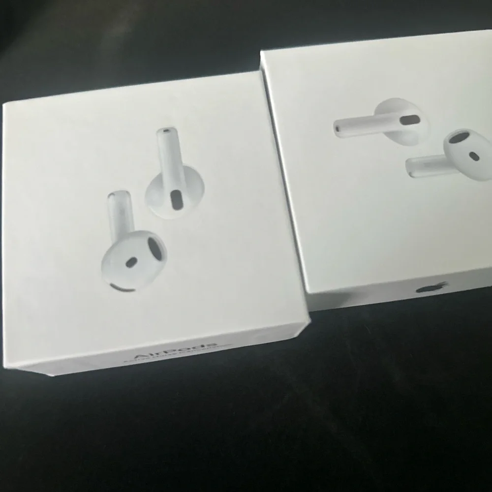 Apple AirPods with Noise Cancellation